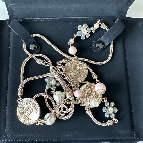 CHANEL long necklace with coins Authentic - Picture 10 of 10